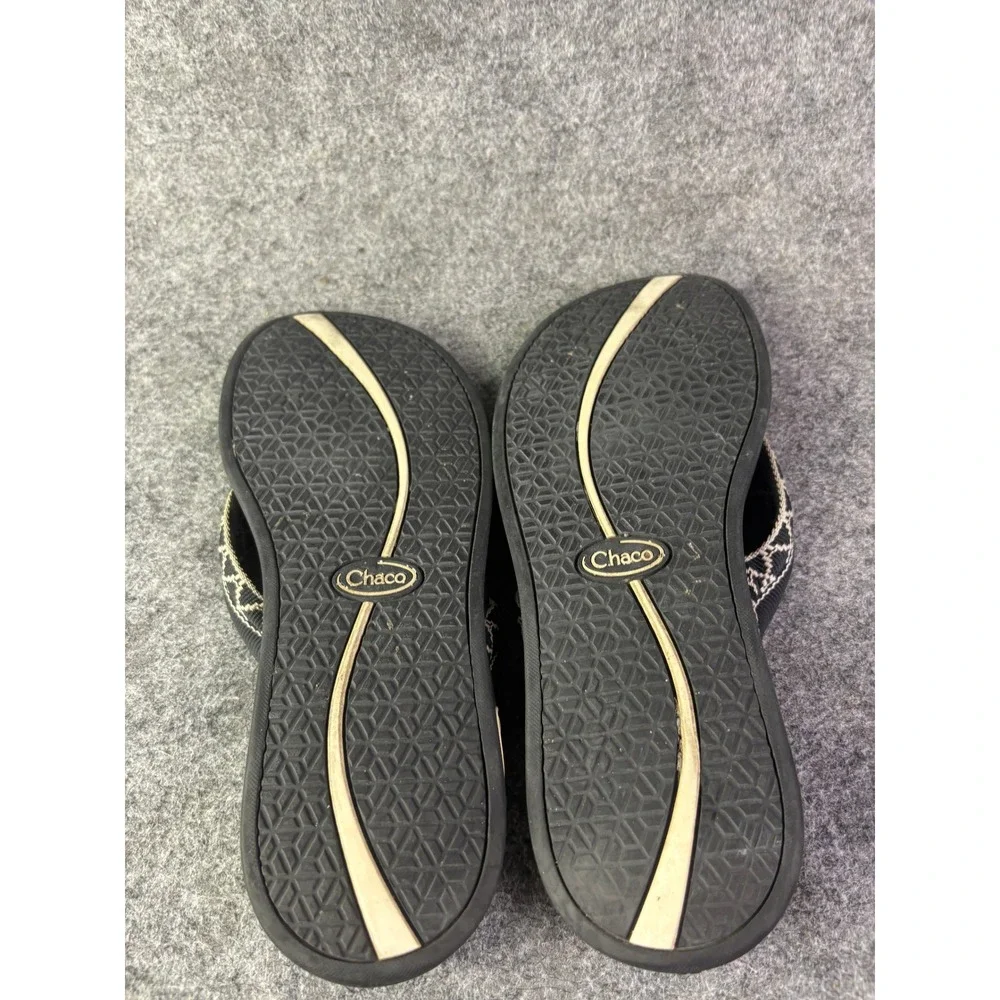 Chaco Flip Flop Sandals Womens 9 Black Geometric Pattern‎ LUVSEAT Footbed